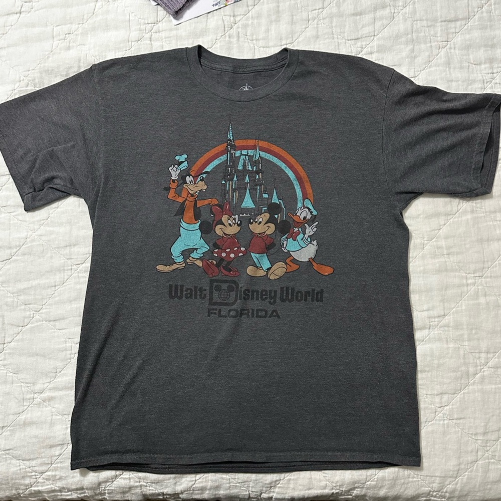 Disney World Retro Graphic T-Shirt Large